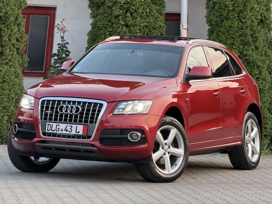 Audi Q5 Deosebit ( Quattro / 3x S-Line ) FULL LED , By-Xenon , Panoramic , Alcantara , Moduri Condus , Navigație Mare , Difuzor bară , Start/Stop