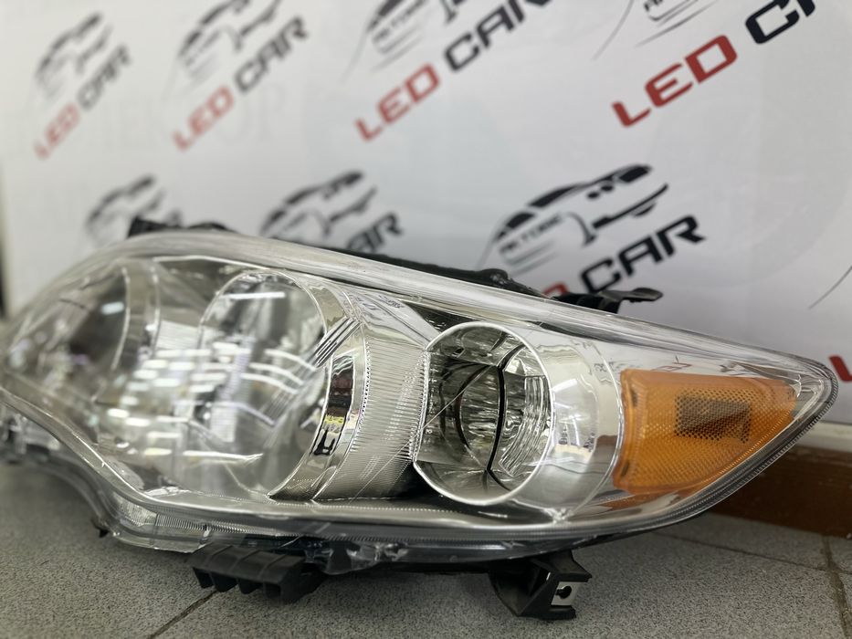 Фара на Toyota Corolla 2010