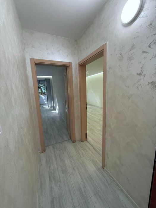 Продава се Двустаен апартамент в Пловдив, Христо Смирненски - 81 кв.м за 1963 €/кв.м - Снимка #2