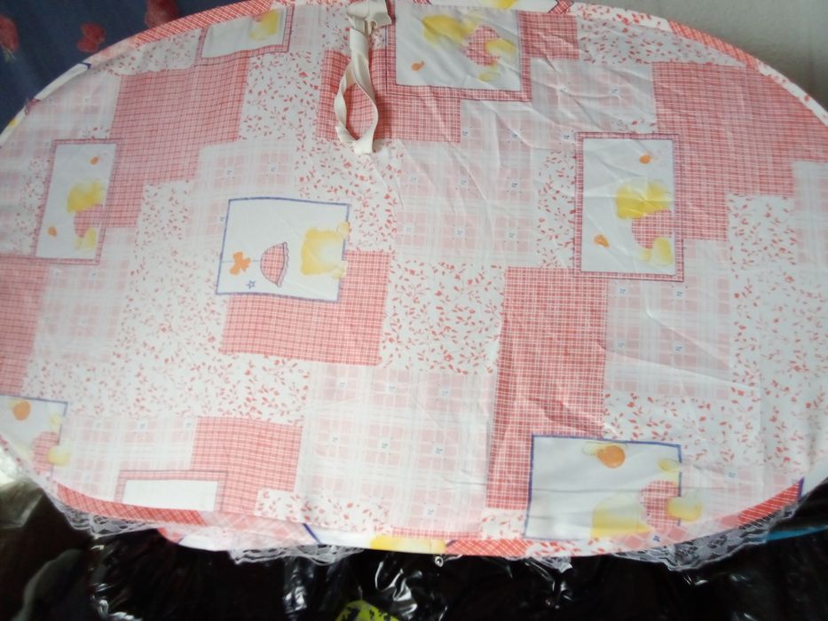 В оранжев и син цвят за бебе по 10лв броя