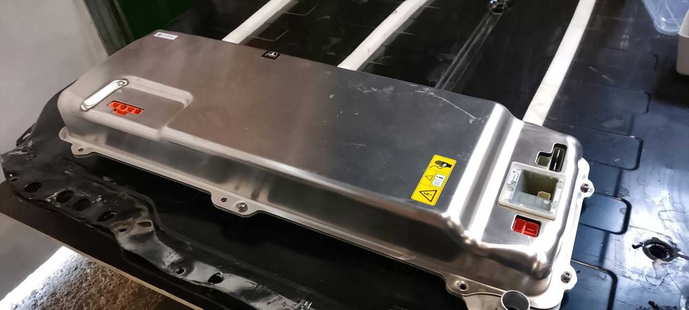 Power Conversion System (PCS) с парт номер 1135558-05-A, за Tesla model 3 и model Y