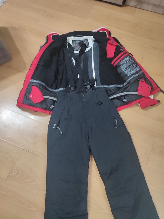 Дамска ски екипировка С размер