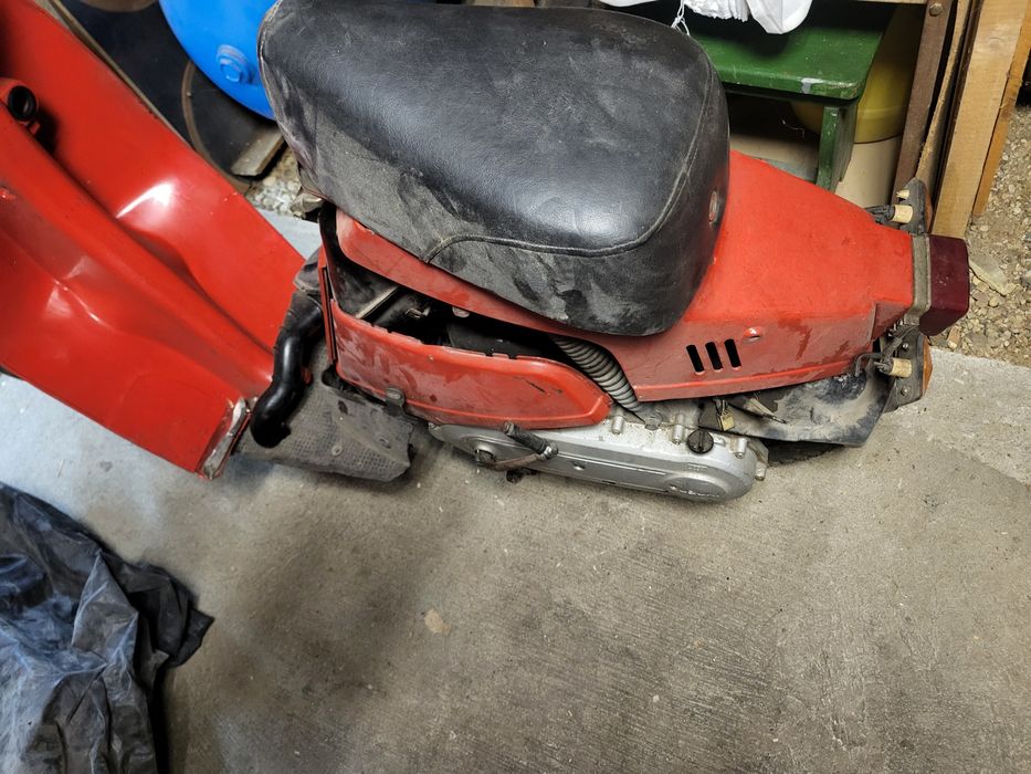 Продавам  скутер Хонда ретро 1971г