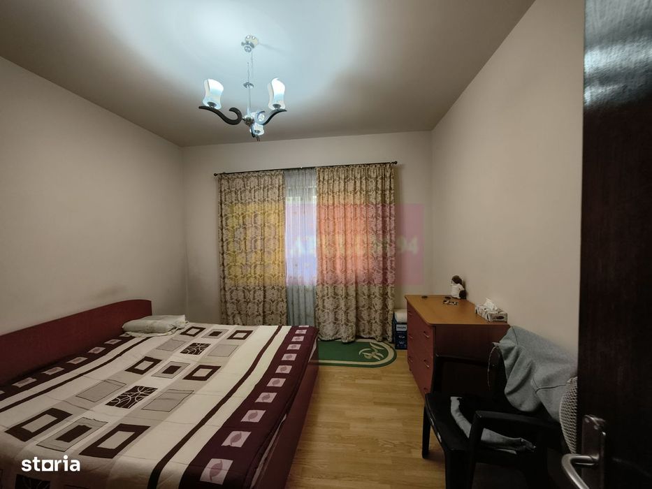 Vilă individuală cu 5 camere, curte proprie în Afumați lângă primărie