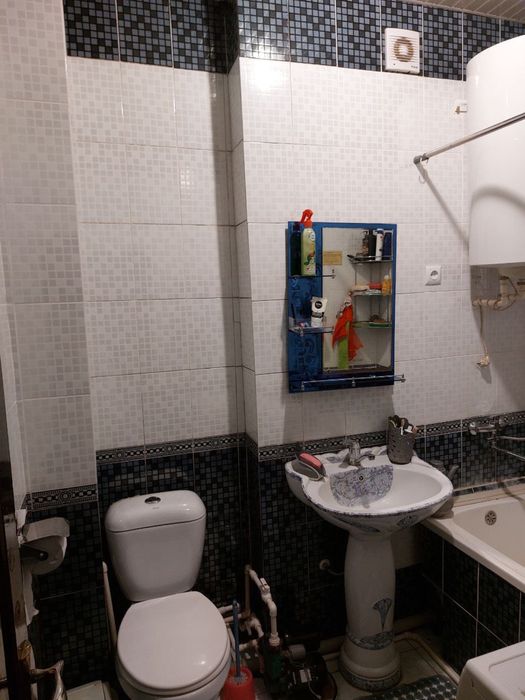 Дом 4  комнатный в массивы