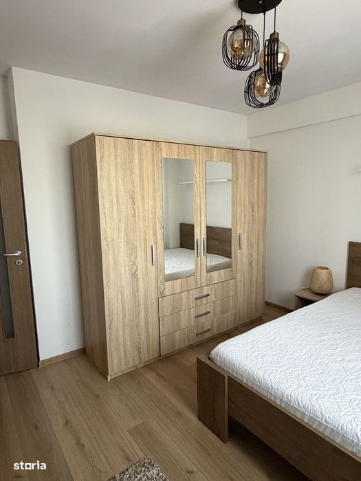 Apartament 3 camere de inchiriat cu parcare