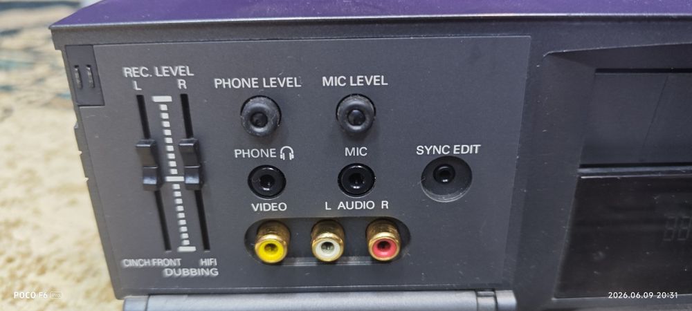 Видеомагнитофон Siemens FM738. 7 головок