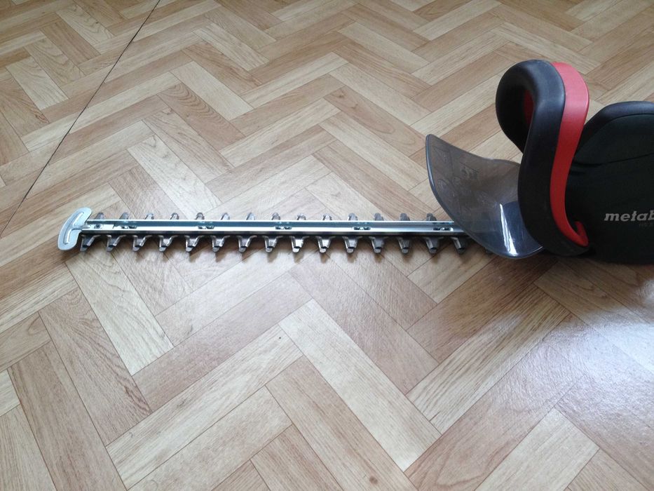 Кусторез Metabo HS 8755 (Германия)