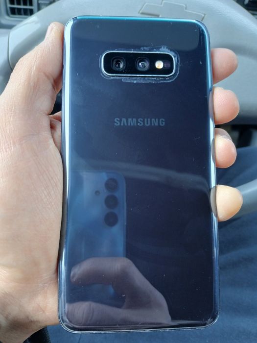 Samsung Galaxy S10e