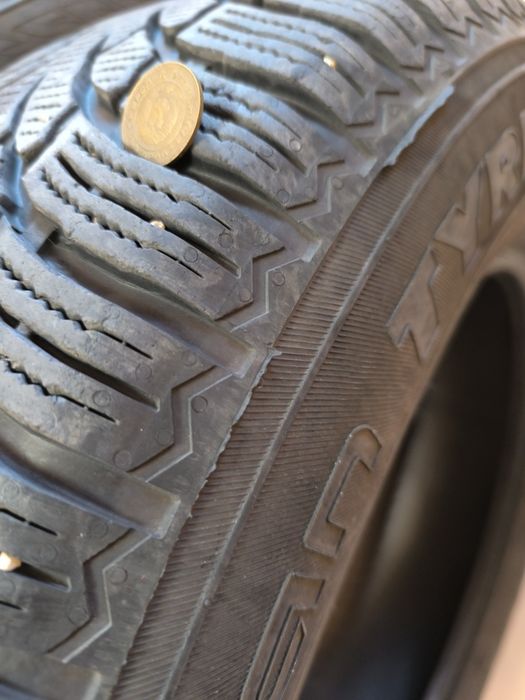 Гуми за джип 225/65R17
