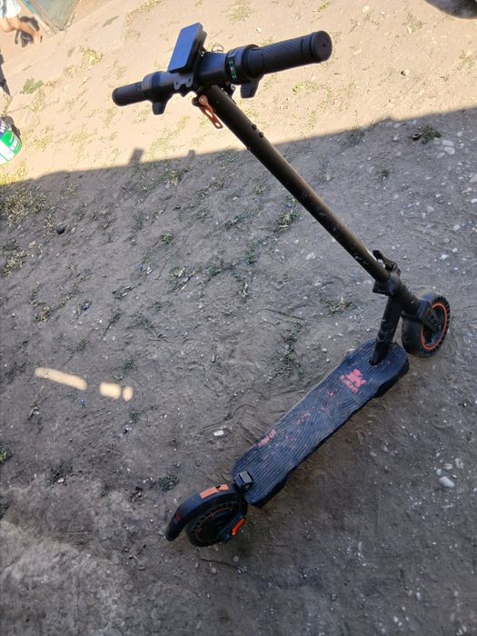 Vând schimb kukirin S1 Max