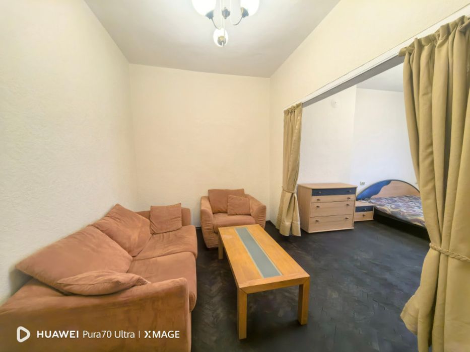 Двустаен апартамент в Гео Милев