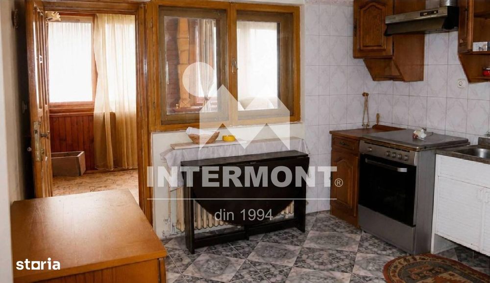 Apartament de vânzare în Bușteni – 4 camere |Preț: 98.500