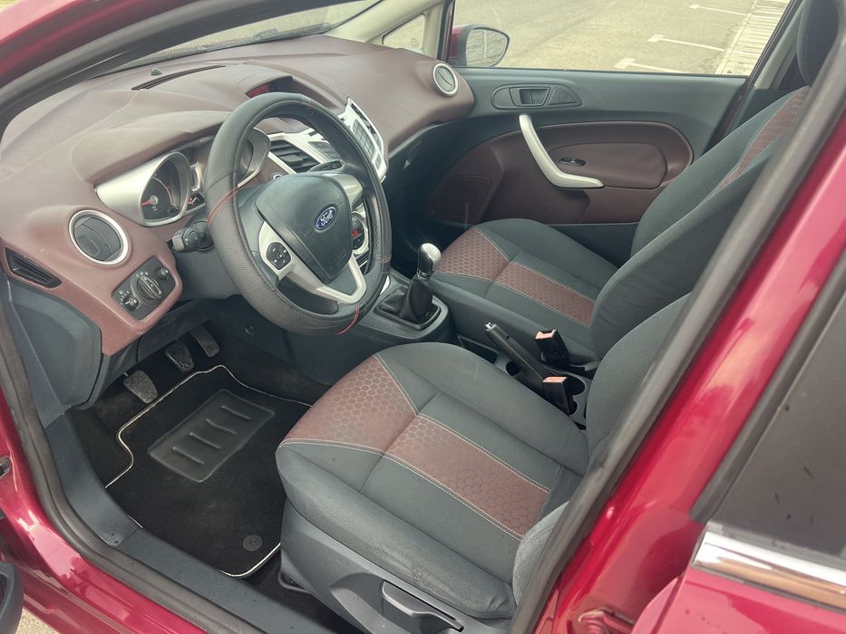 Ford fiesta 1.4 tdci , satre foarte buna