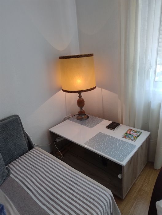Vind lampadar sufrageriae.