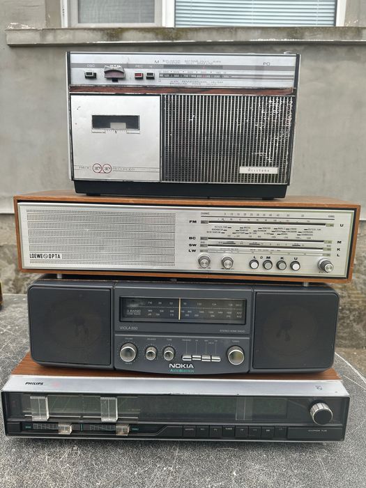 Магнетофон Filips и друга аудиотехника