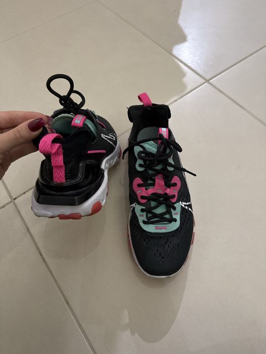 Маратонки Nike React Vision