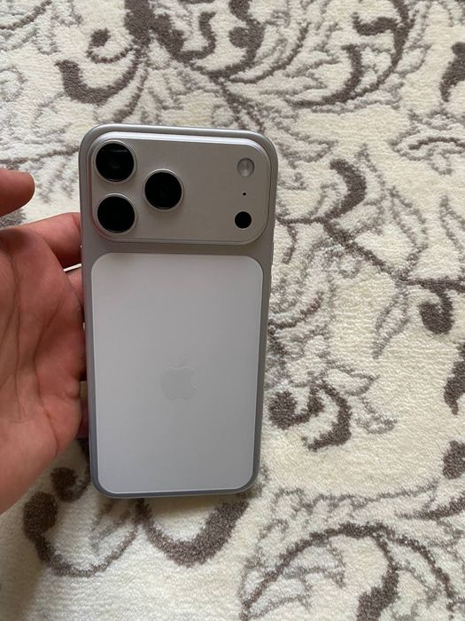 Iphone 17 pro max dubai