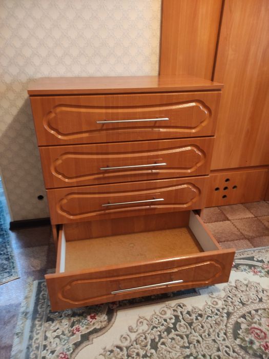 Комод для спальни