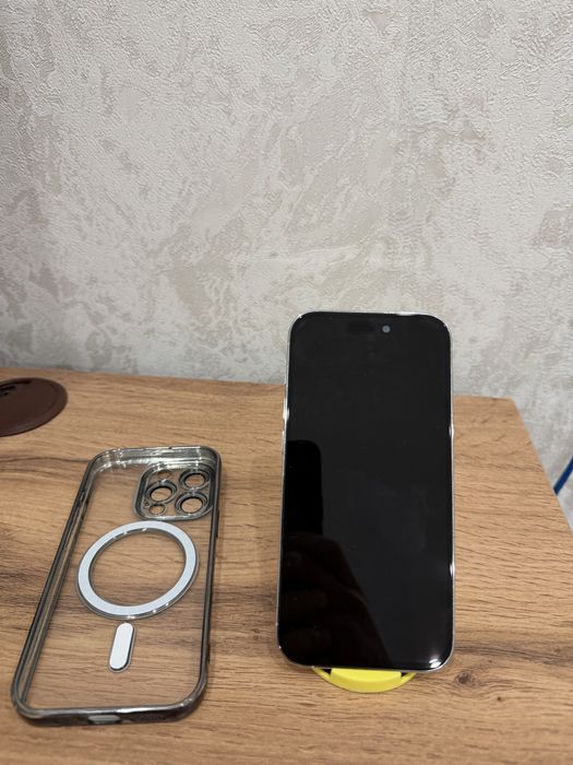 Продам Iphone 14 Pro 128