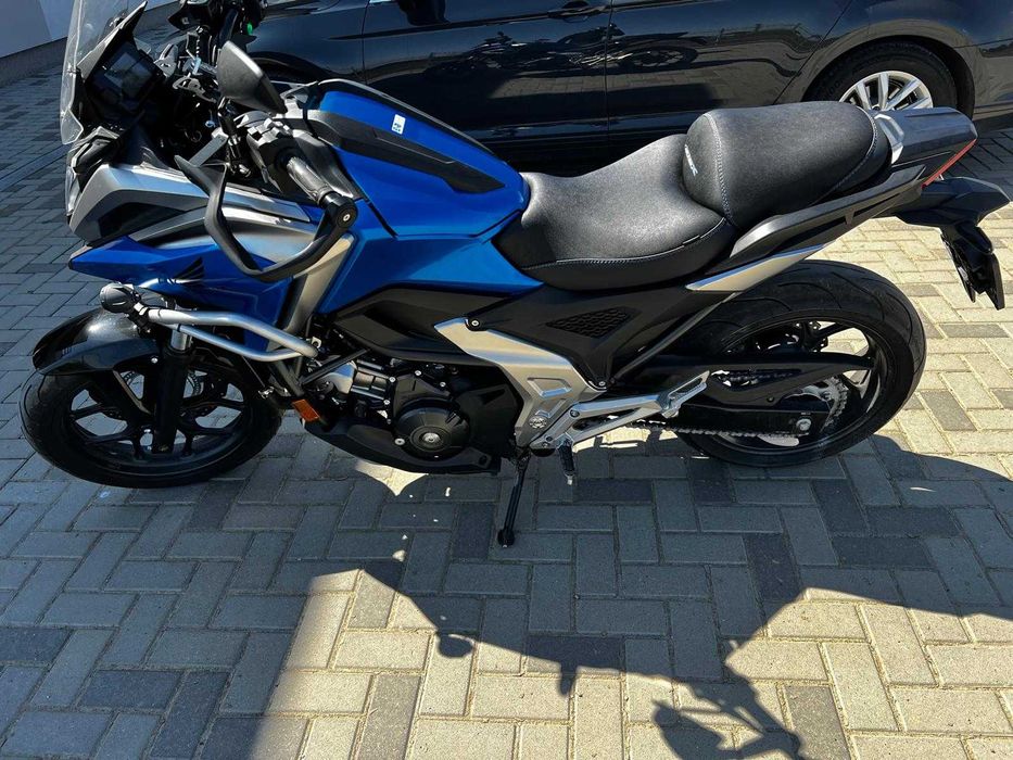 Honda NC750X 2021