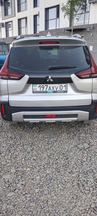 Mitsubishi Xpander 2022,2023