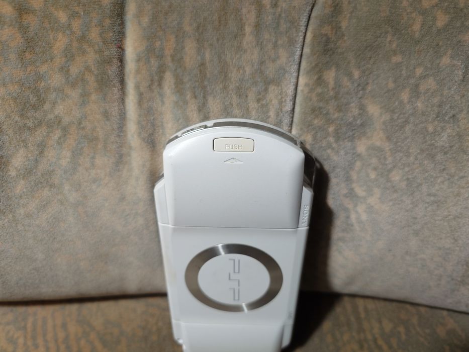 Consola portabila Sony PSP 1000 PHAT WHITE JAPONIA