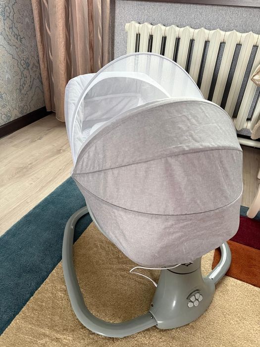 Продам шезлонг детский