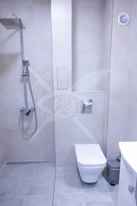 Страхотен тристаен апартамент в Христо Смирненски!