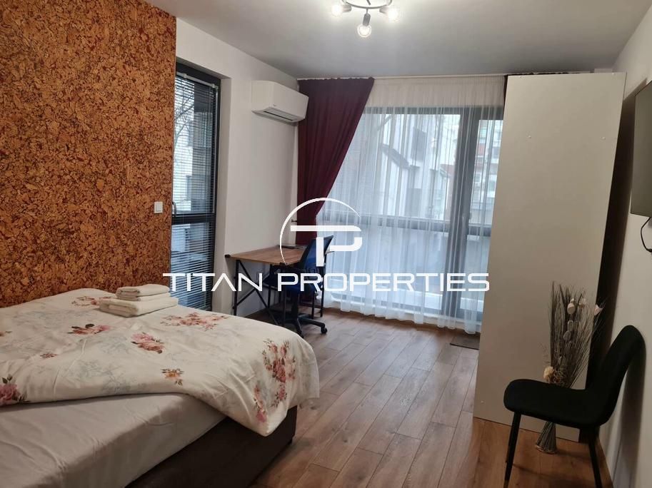 Дава се под наем Тристаен апартамент в Варна, Център - 100 кв.м за 1150 € - Снимка #5