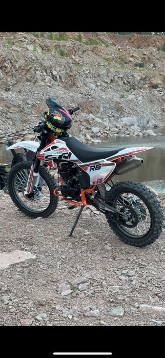 Мотоцикл эндуро