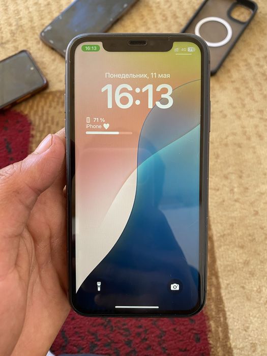 iPhone 11 128 сатылады