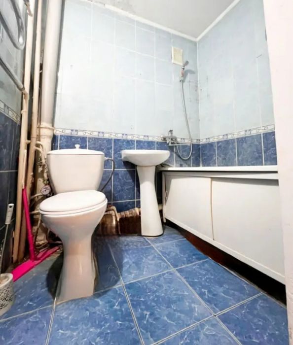 продам 1-ком. 28кв. 5мкр. 1-этаж