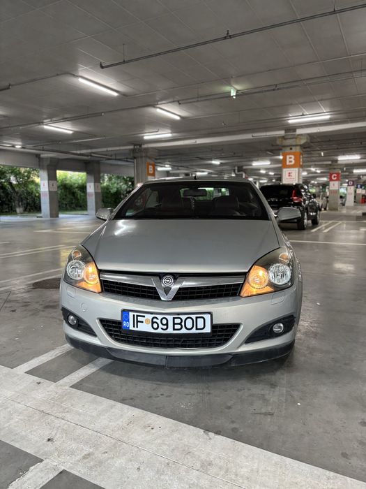 Opel astra twintop
