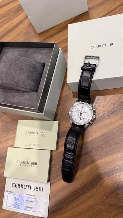 Cerruti часы мужские