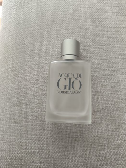 парфюм Giorgio Armani