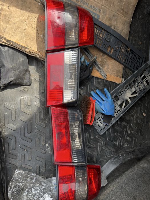 Комплект задних фар BMW e34