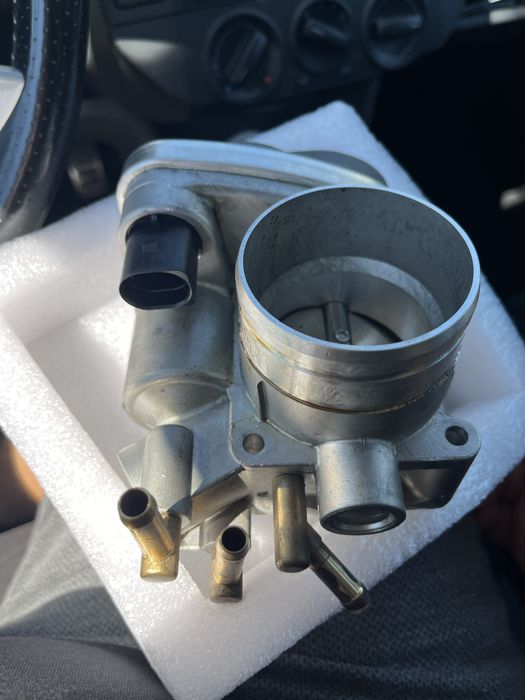 Дросел клапа за Голф 5,6 1.6 Bifuel газ