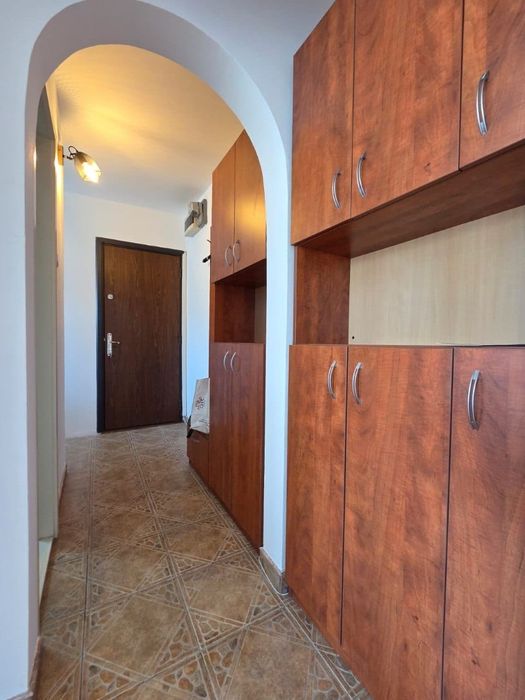 Ofer spre închiriere pe termen lung, apartament două camere zona Berzei — fotografia 3