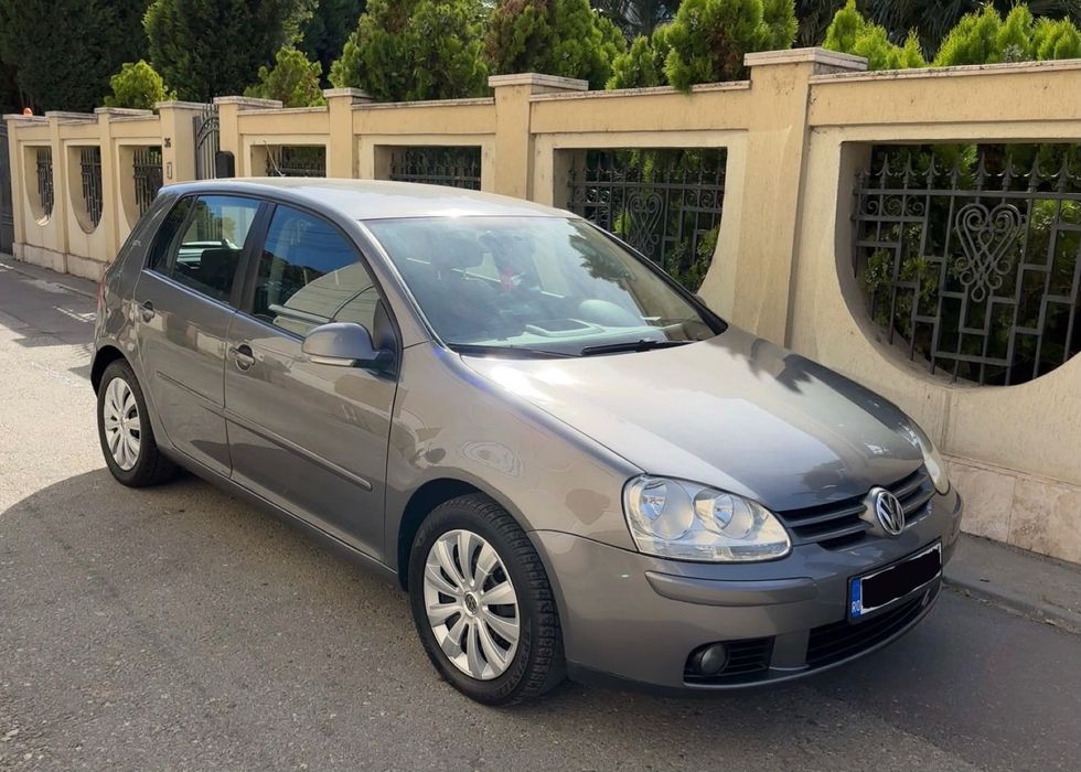 Volkswagen Golf 5 , 1.9 TDI , An fabricație 2008 , Model GOAL