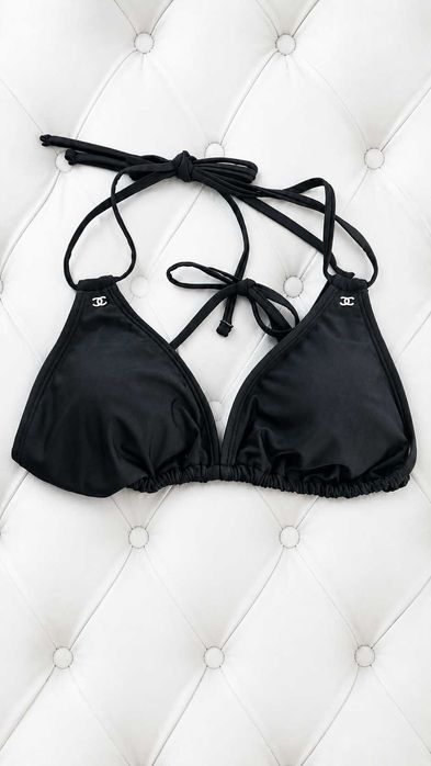 дамски черен бански на шанел chanel половинки с триъгълник и бикини с връзки нов с-м