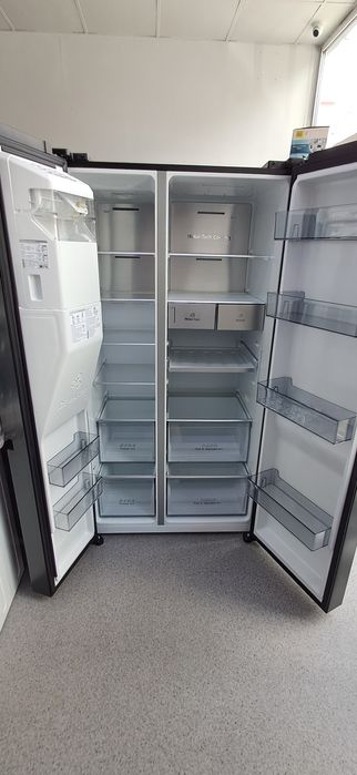 Frigider side by side Hisense 632l A++ import Germania Garanție AEG66