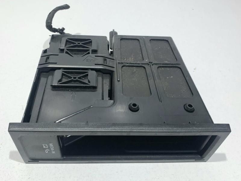 Interfata multimedia Volkswagen Passat CC 5N0035341D Berlina
