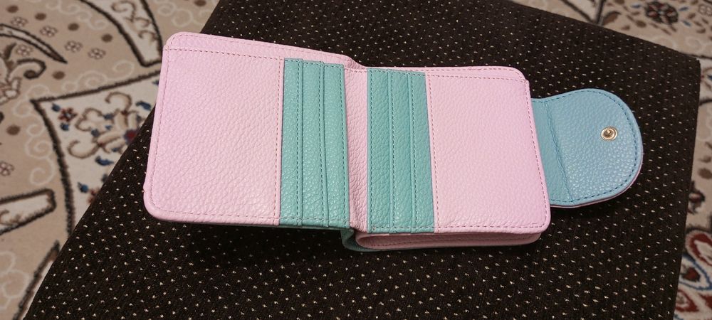 Продам новый - женский Кошелёк
