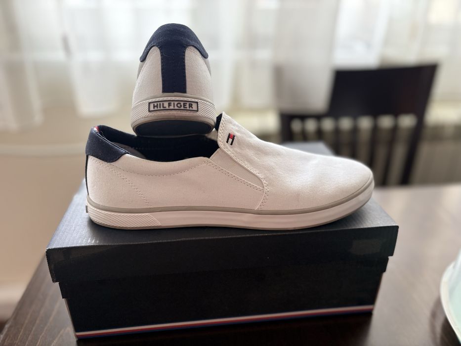 Продавам обувки Tommy Hilfiger – №41