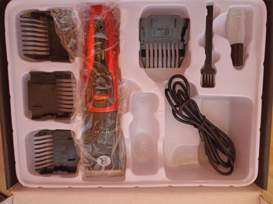 Машинка для стрижки волос MRM 777