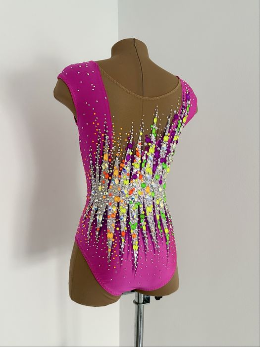 Трико за художествена гимнастика