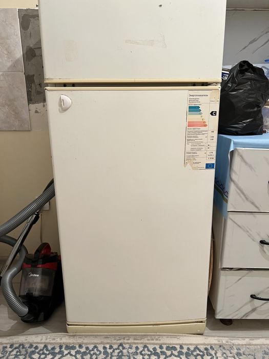 Холадильник буууу