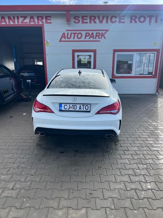 Mercedes Benz CLA 220