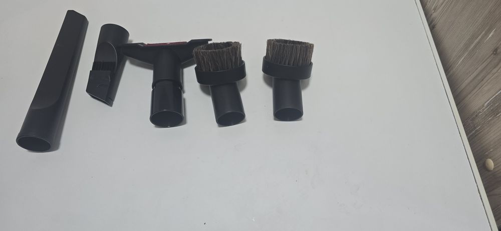 Aspirator vertical Daewoo Garantie pana in 13 Sep 2026